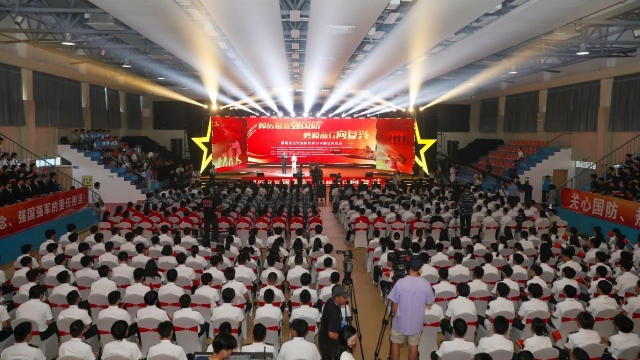 福建省全民國防教育宣傳月主題宣傳活動在福州舉行